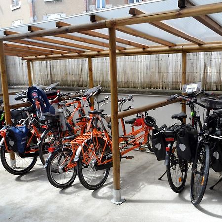 Loire Velo 3 Appartements Moderne Velo Parking 20 Places Velos Centre Ville Historique Blois Exterior photo