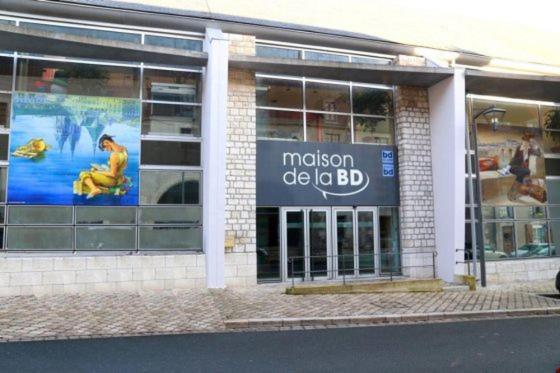 Loire Velo 3 Appartements Moderne Velo Parking 20 Places Velos Centre Ville Historique Blois Exterior photo
